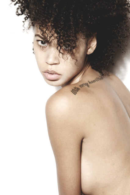 Streamline Superstar Minuette Kalia Explodes with Michael Knight Fotografia