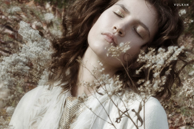 "Humming Bird" featuring Leanna Mayo by Holly Burnham for Vulkan Magazine